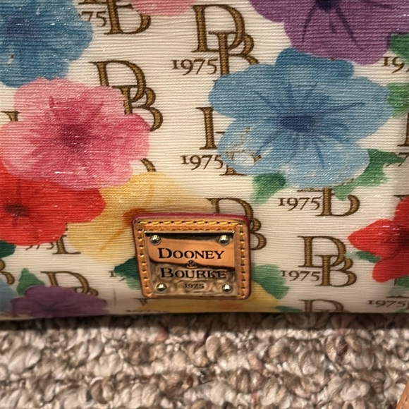 Dooney & Bourke Leather Hibiscus Floral Janine Handbag, fine condition - Picture 5 of 11